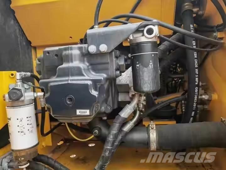 Komatsu PC 200 Excavadoras sobre orugas