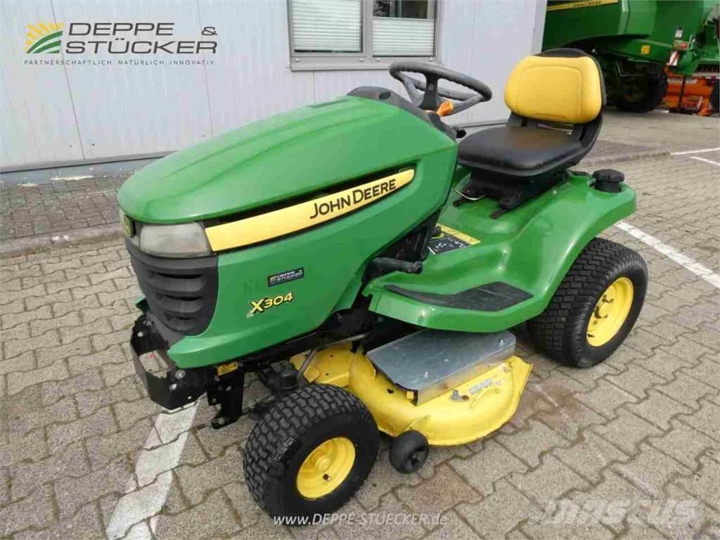 John Deere X304 Podadoras