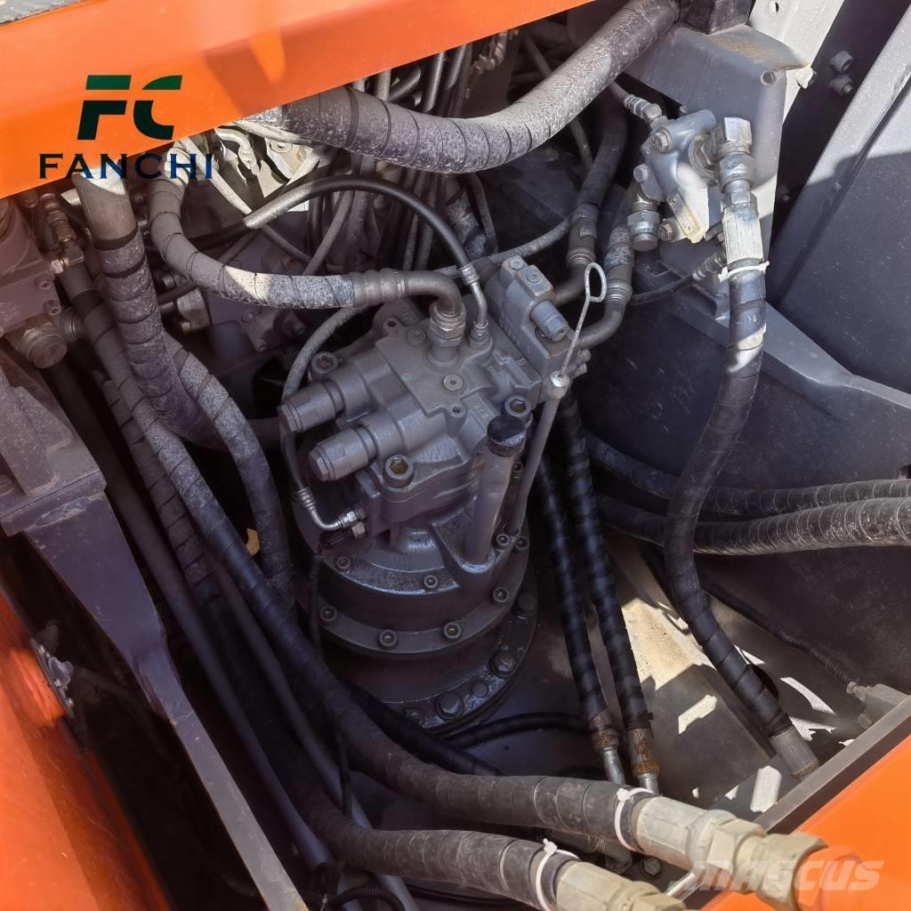 Hitachi ZX 200 Excavadoras sobre orugas