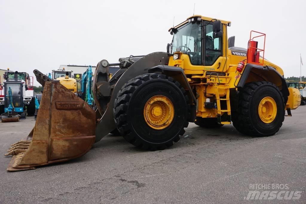 Volvo L250H *Uthyres* Cargadoras sobre ruedas