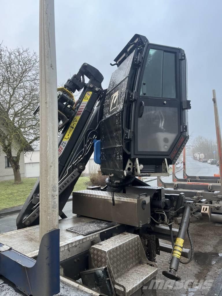 Penz 12ZE8.30 Grúas y cargadoras