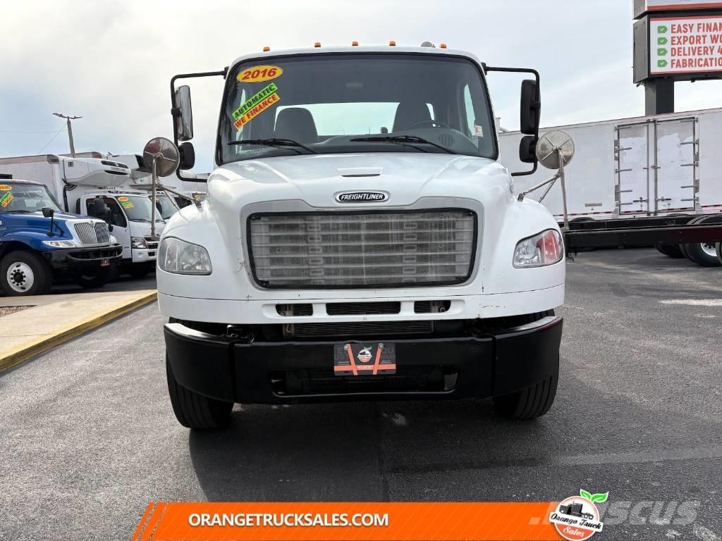 Freightliner M2 Camiones con chasís y cabina