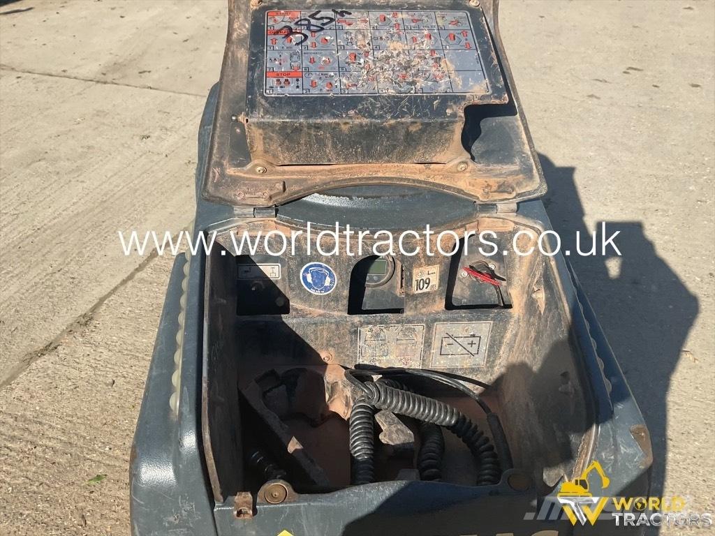 Bomag BMP 8500 Placas compactadoras