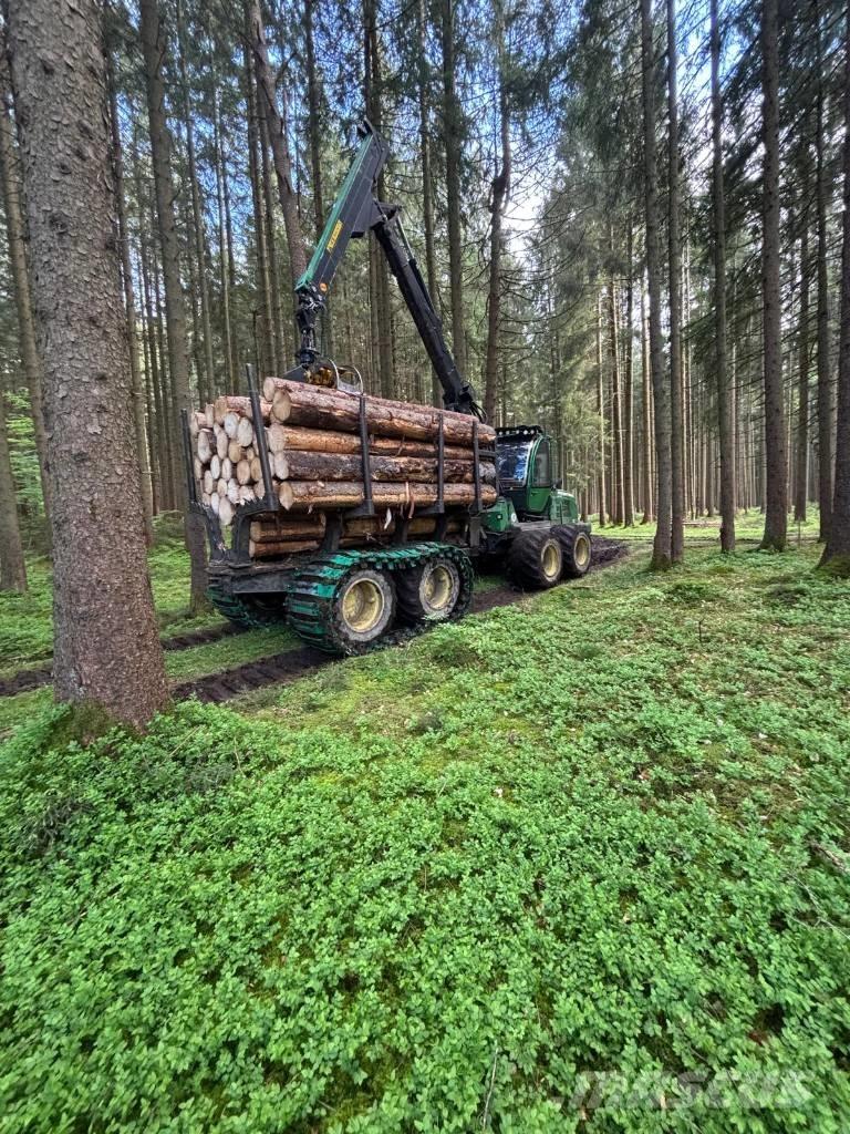 John Deere 1110E Transportadoras