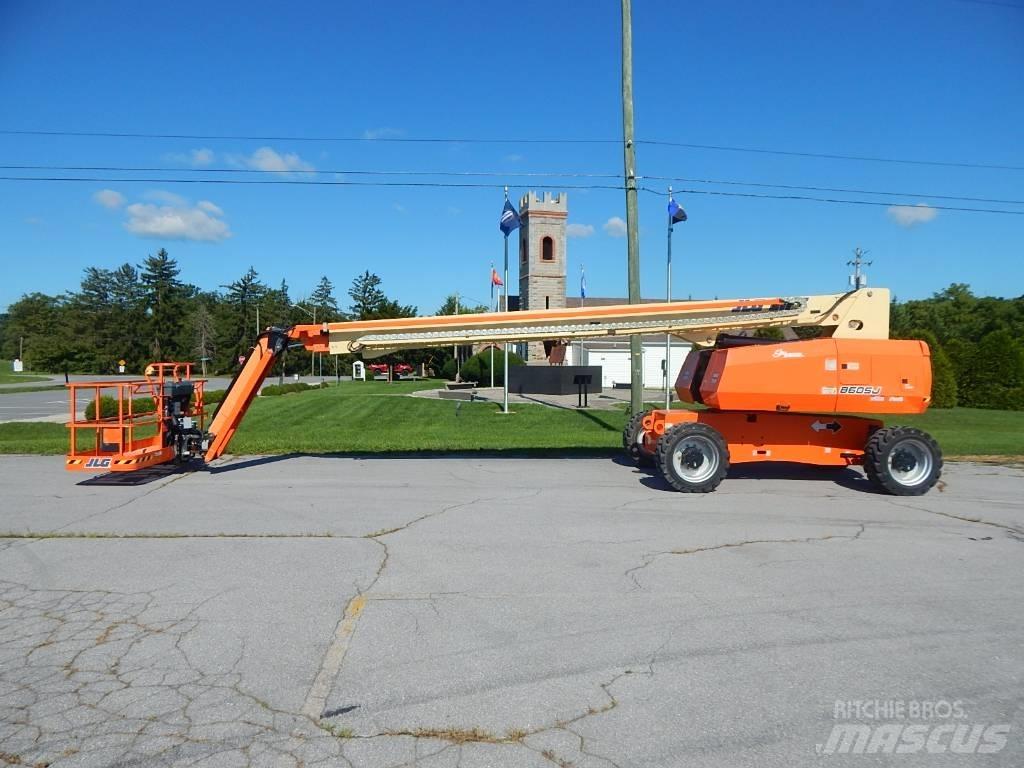 JLG 860 SJ Plataformas con brazo de elevación telescópico