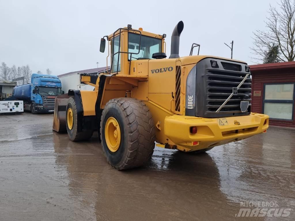 Volvo L180 E Cargadoras sobre ruedas