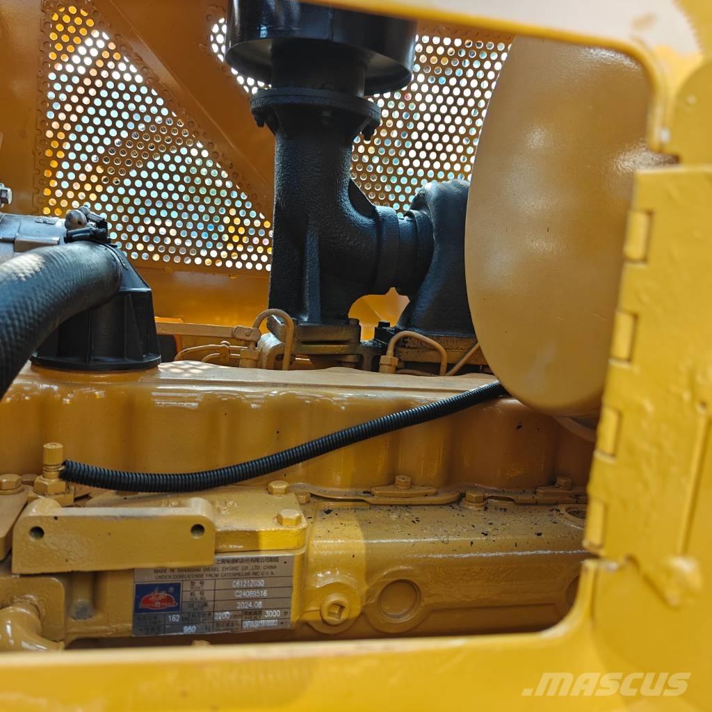 CAT D 7 G Niveladoras