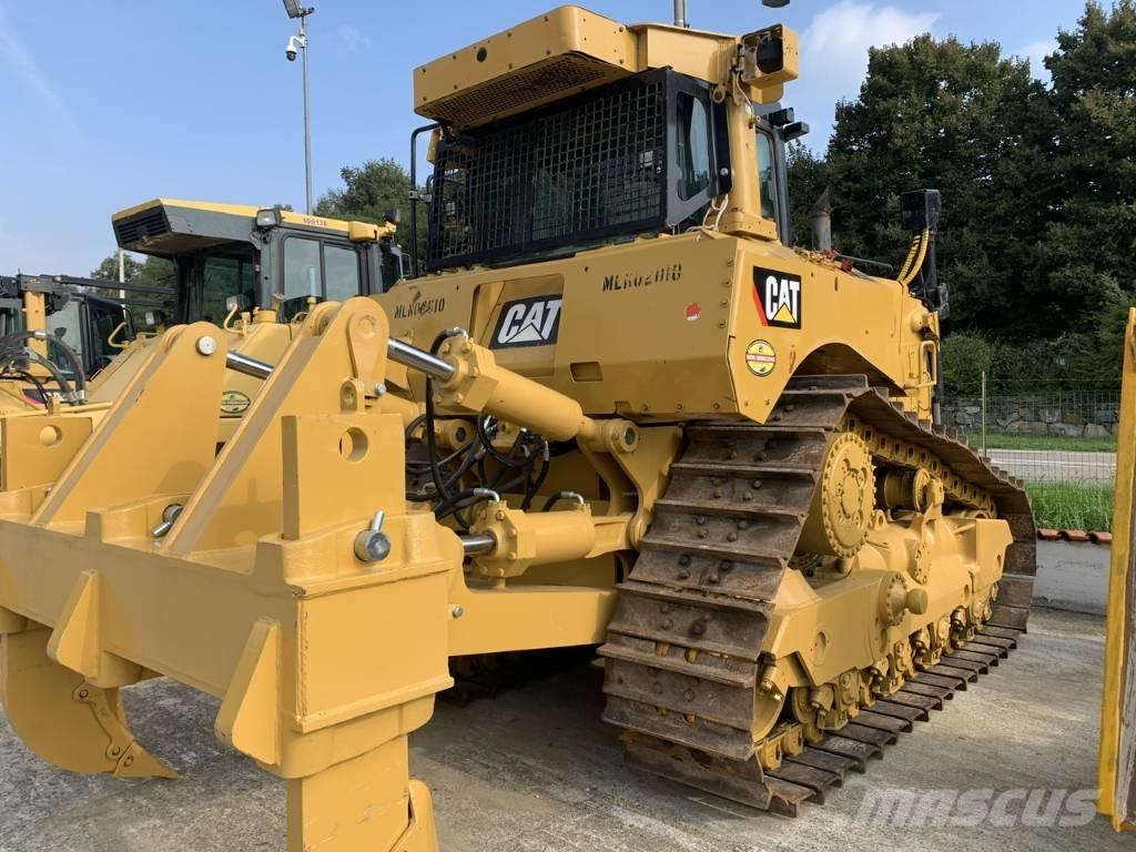 CAT D 8 T Buldozer sobre oruga