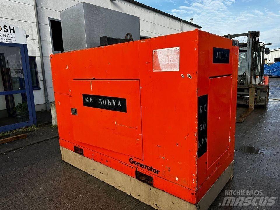 Cummins 30 KVA Generadores diésel