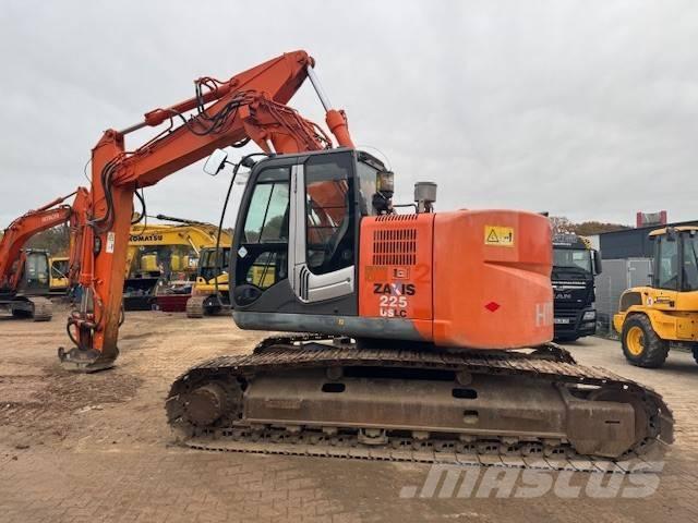 Hitachi ZX 225 US LC Excavadoras sobre orugas