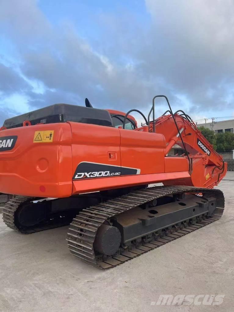 Doosan DX300LC-9C Excavadoras sobre orugas
