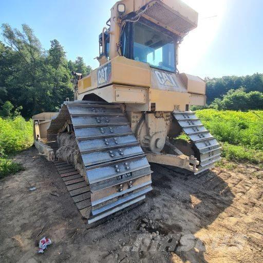 CAT D 6 T LGP Buldozer sobre oruga