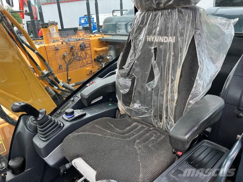 Hyundai HX140LC Excavadoras sobre orugas