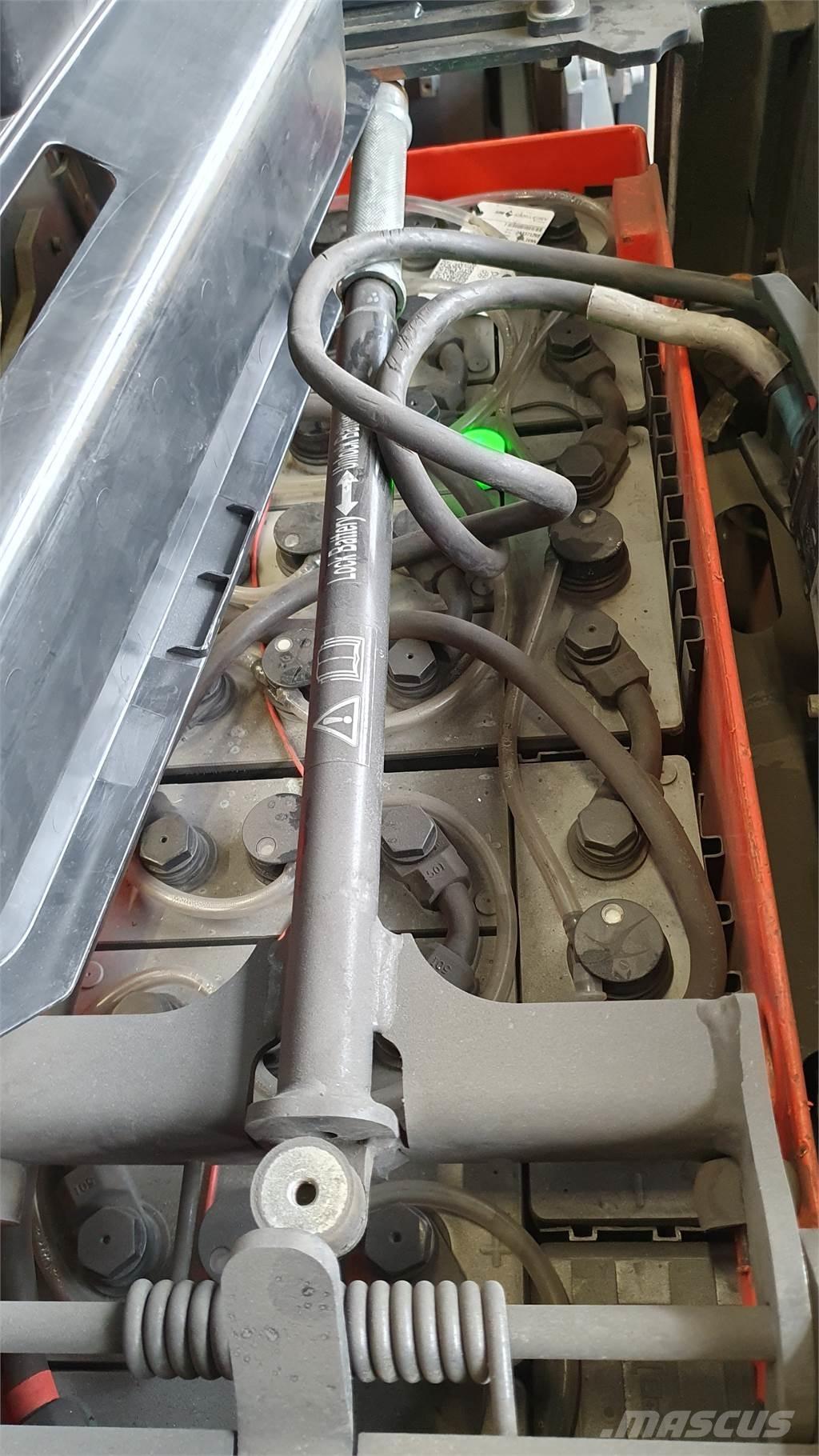 Linde N20B Montacargas recogepedidos de baja altura