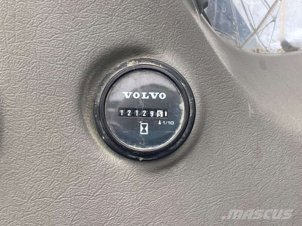 Volvo EC 300 D Excavadoras sobre orugas