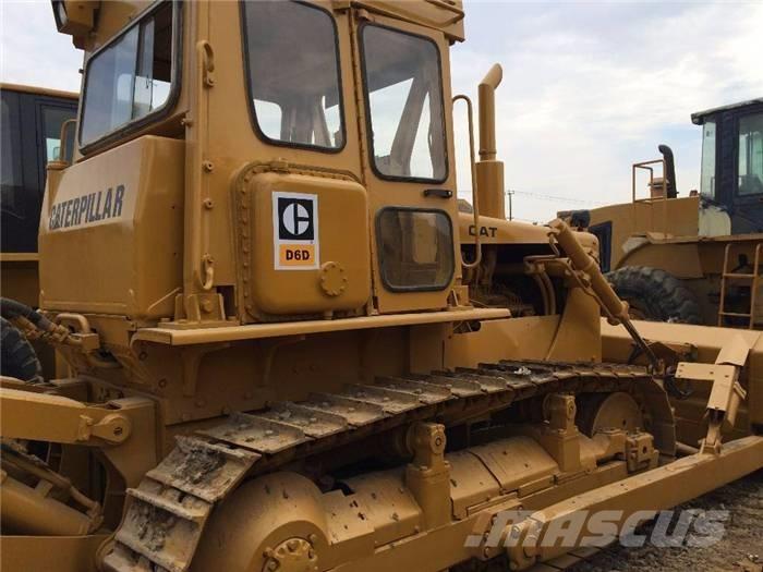 CAT D 6 D Buldozer sobre oruga
