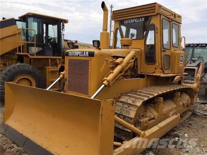 CAT D 6 D Buldozer sobre oruga