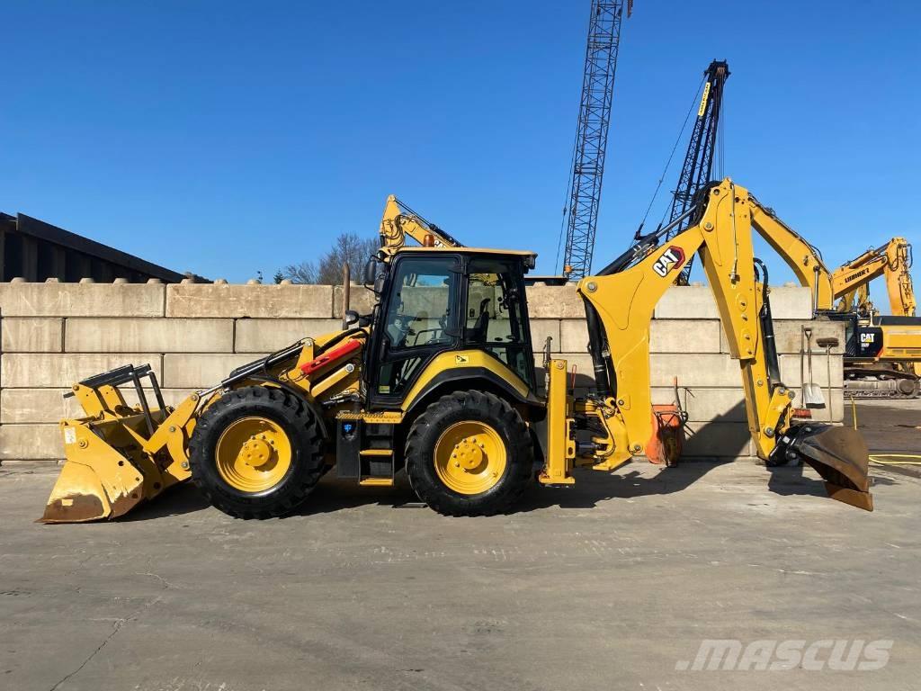 CAT 444  4x4 Retrocargadoras
