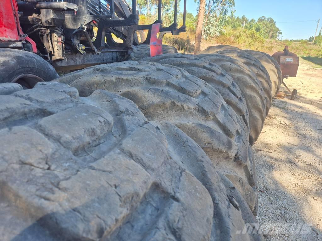 Nokian FOREST KING Llantas