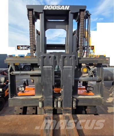 Doosan DV250S-12 Montacargas - otros