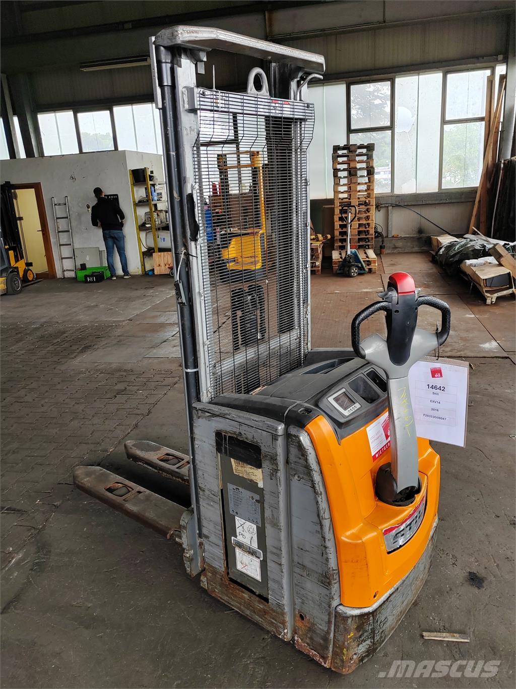 Still EXV14 Apiladoras eléctricos