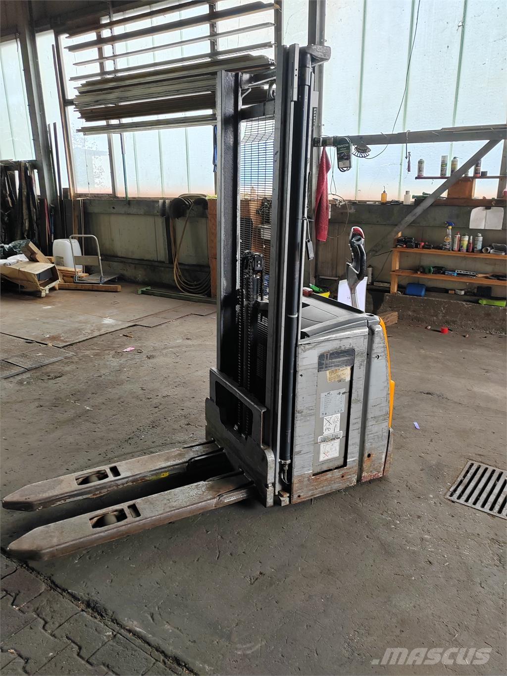 Still EXV14 Apiladoras eléctricos