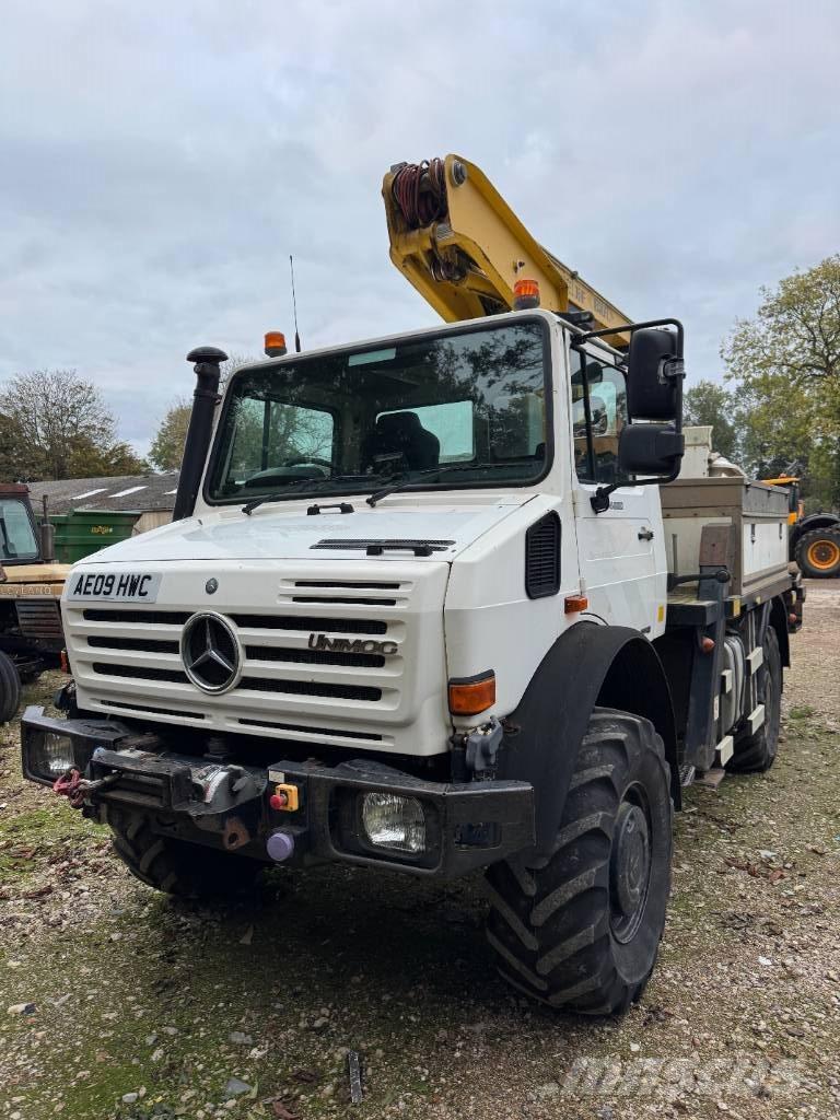 Mercedes-Benz unimog Plataformas sobre camión
