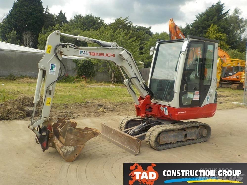 Takeuchi TB228 Miniexcavadoras