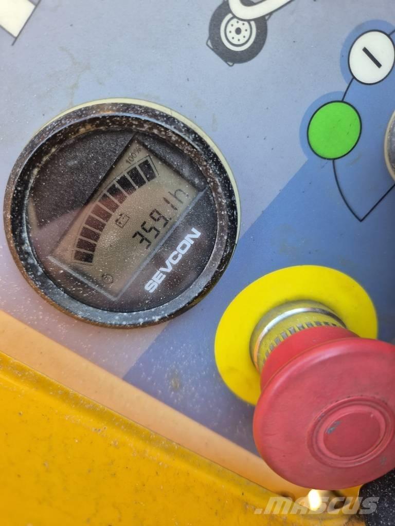 Haulotte HA 15 IP Plataformas con brazo de elevación manual