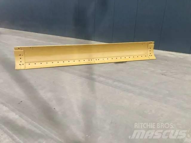 CAT 160M3 Moldboard Cuchillas