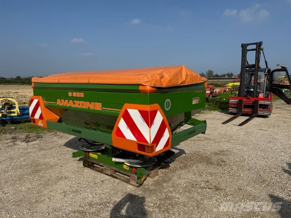 Amazone ZA-M 1500 Esparcidoras de minerales