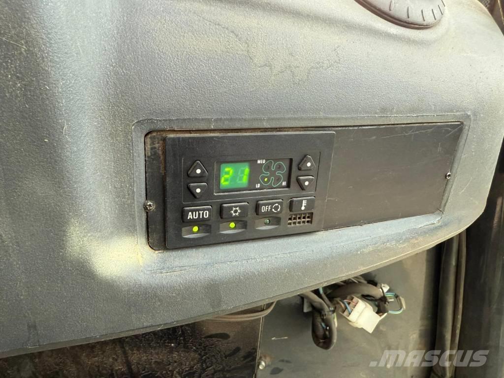 Komatsu WA100 M-7 Cargadoras sobre ruedas