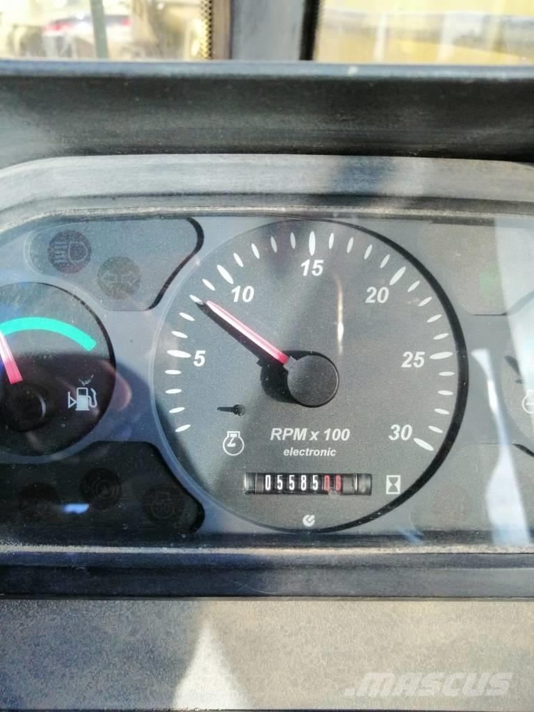 New Holland LM1740 A Carretillas telescópicas