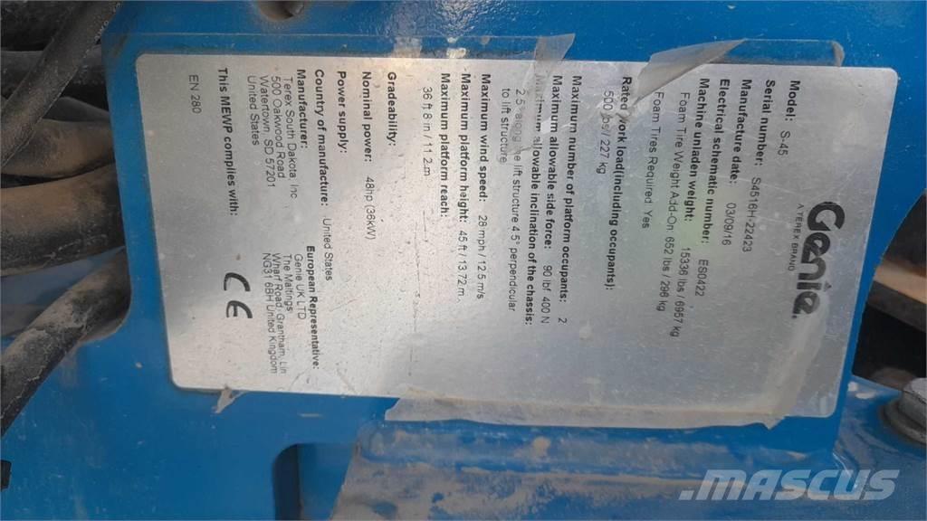 Genie S45 Plataformas con brazo de elevación telescópico