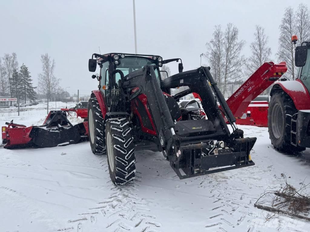 Valtra A 104 Tractores