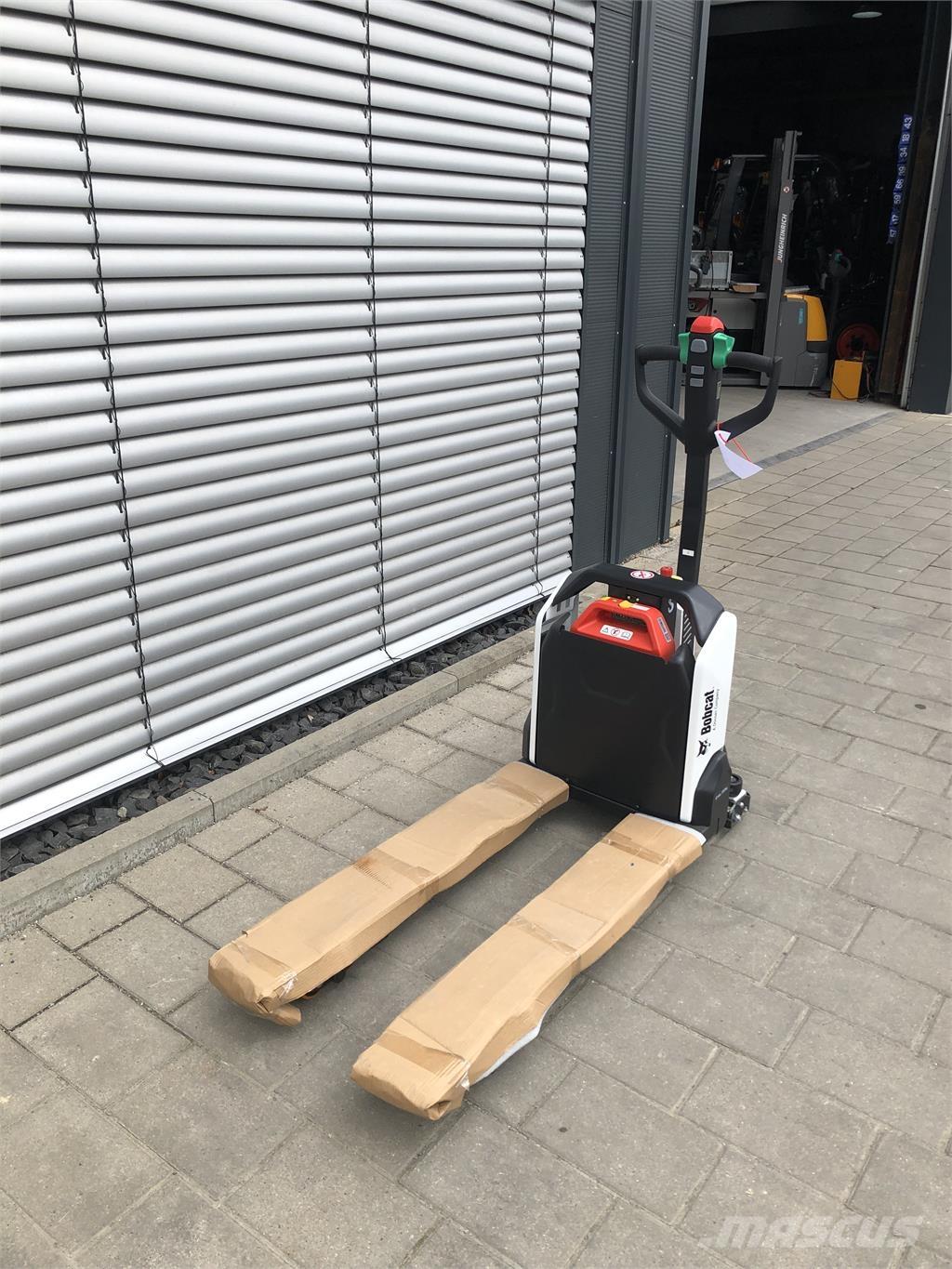 Bobcat LPM15N Montacargas manual