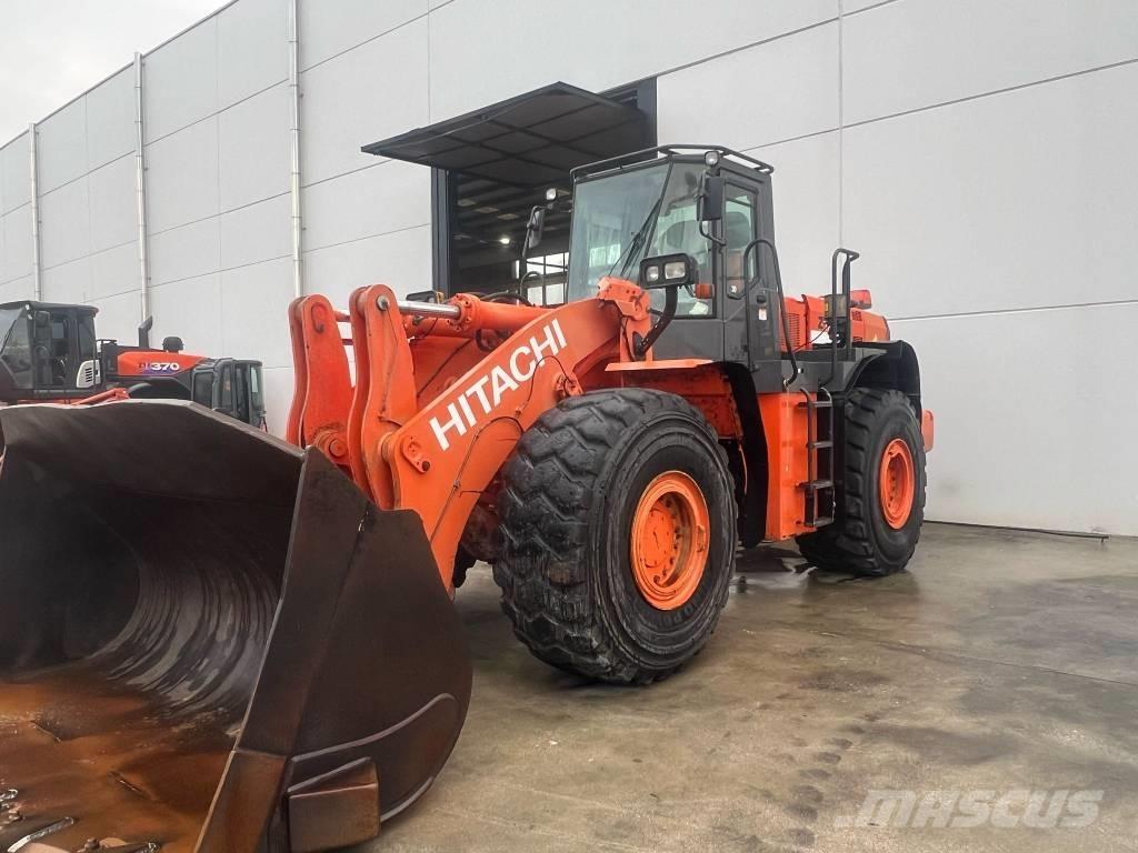 Hitachi ZW 330 Cargadoras sobre ruedas