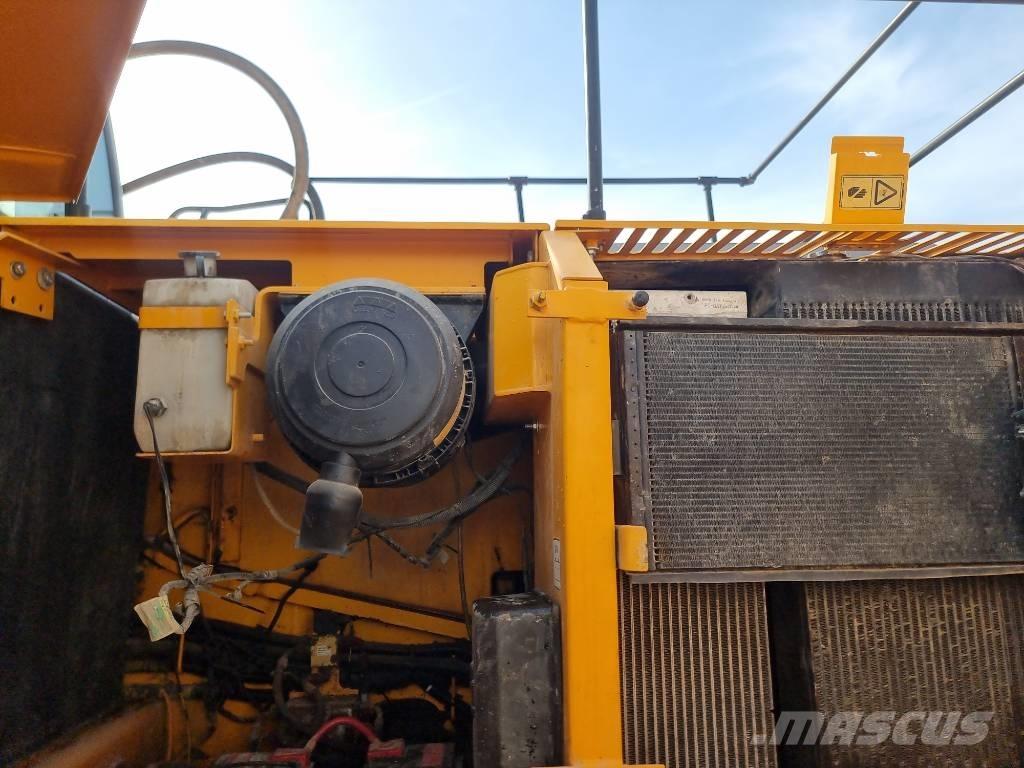 JCB JS 220 LC Excavadoras sobre orugas