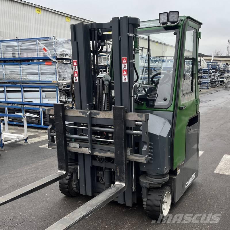 Combilift CBE 2500 Montacargas de 4 vías