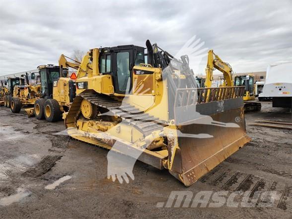 CAT D6T LGP Buldozer sobre oruga