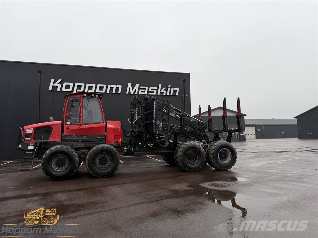 Komatsu 895 Transportadoras