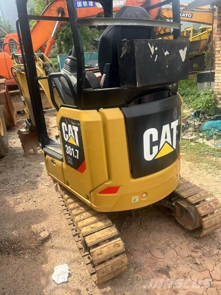 CAT 301.7 Miniexcavadoras