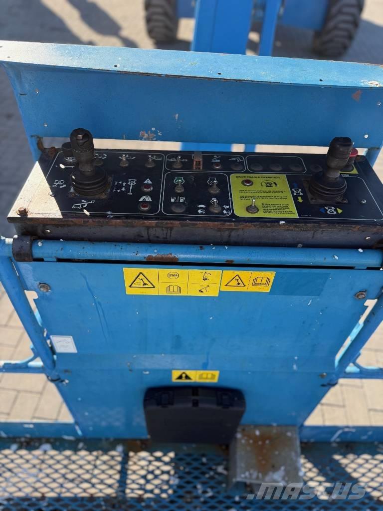 Genie S 65 Plataformas con brazo de elevación telescópico