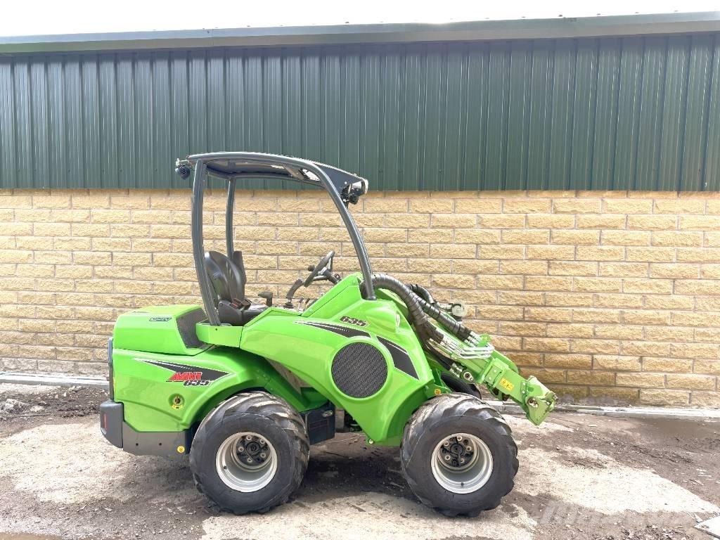 Avant 635 Cargadoras sobre ruedas