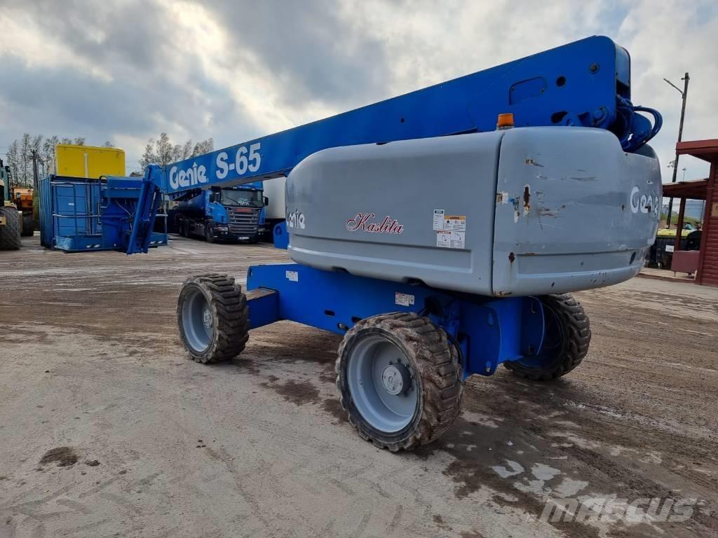 Genie S-65 4×4 Plataformas con brazo de elevación manual
