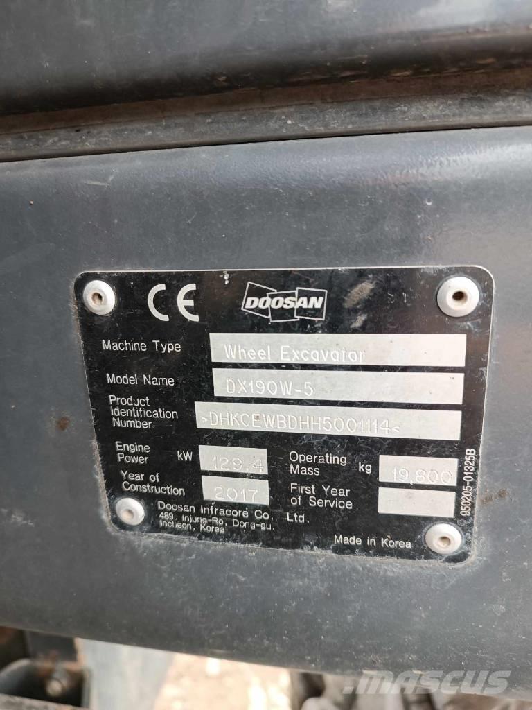 Doosan DX 190 W-5 Excavadoras de ruedas