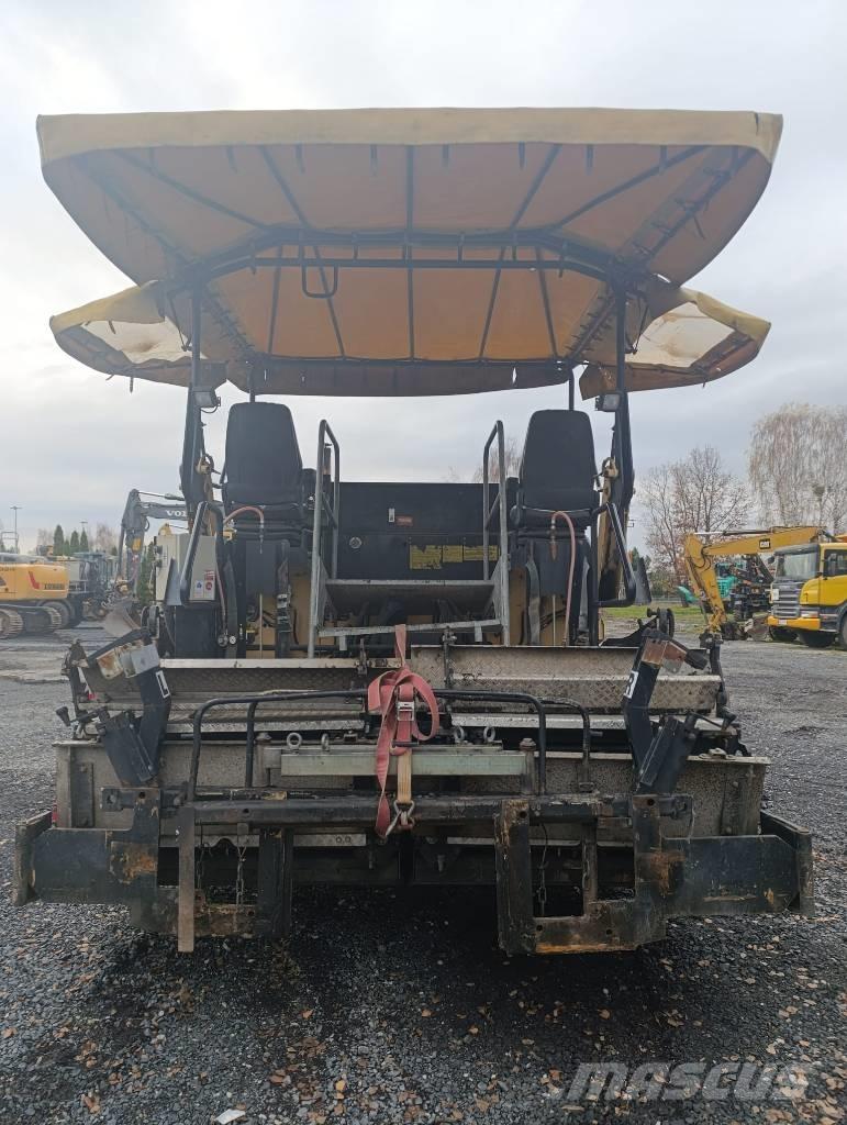 Dynapac DF 135 C Asfaltadoras