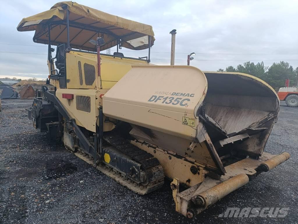 Dynapac DF 135 C Asfaltadoras