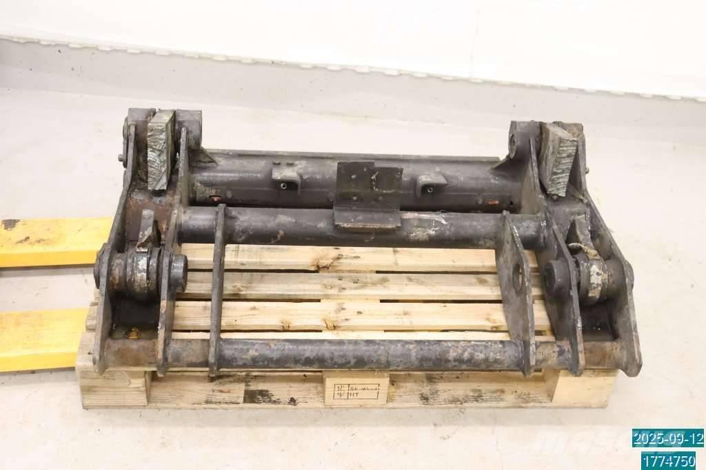 Huddig 1160 Plataformas y cucharones