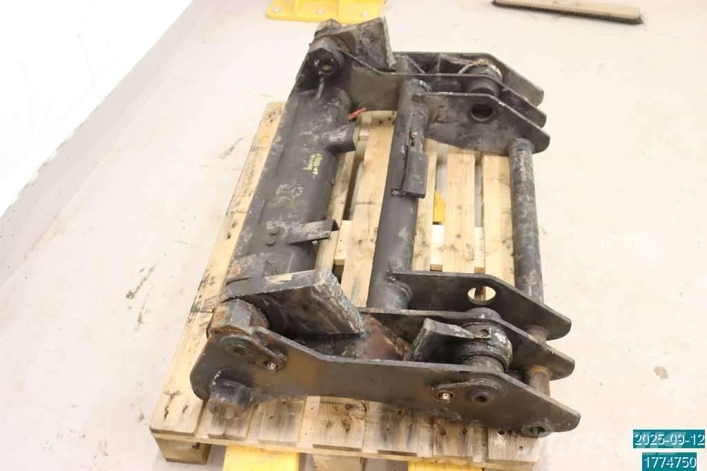 Huddig 1160 Plataformas y cucharones